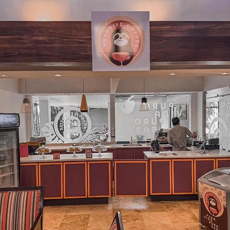 Wyndham San Jose Herradura Exterior foto Coffee Shop