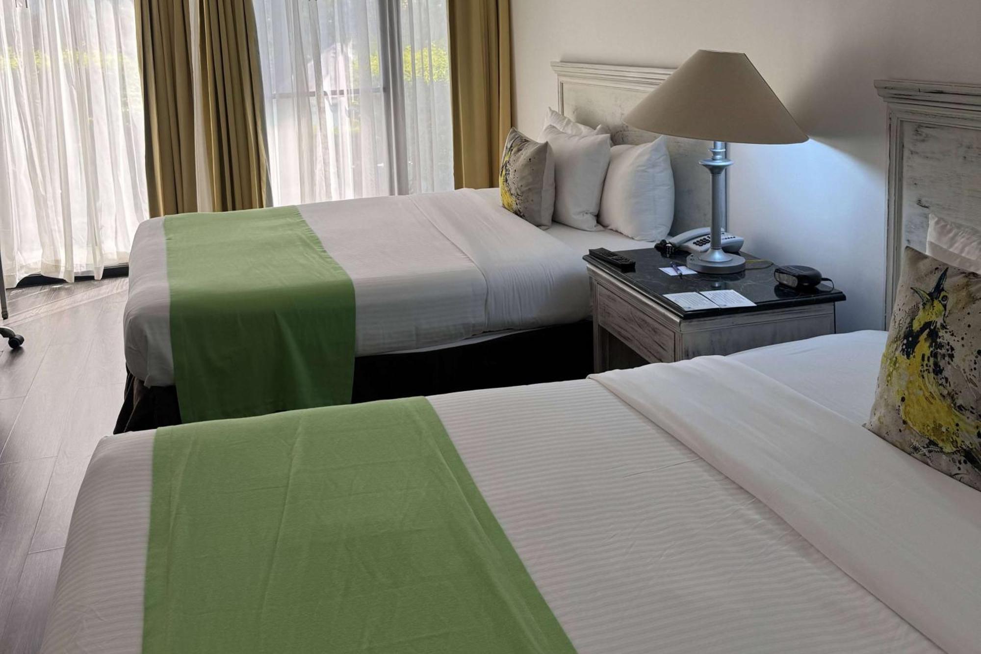 Wyndham San Jose Herradura Exterior foto A room at the hotel
